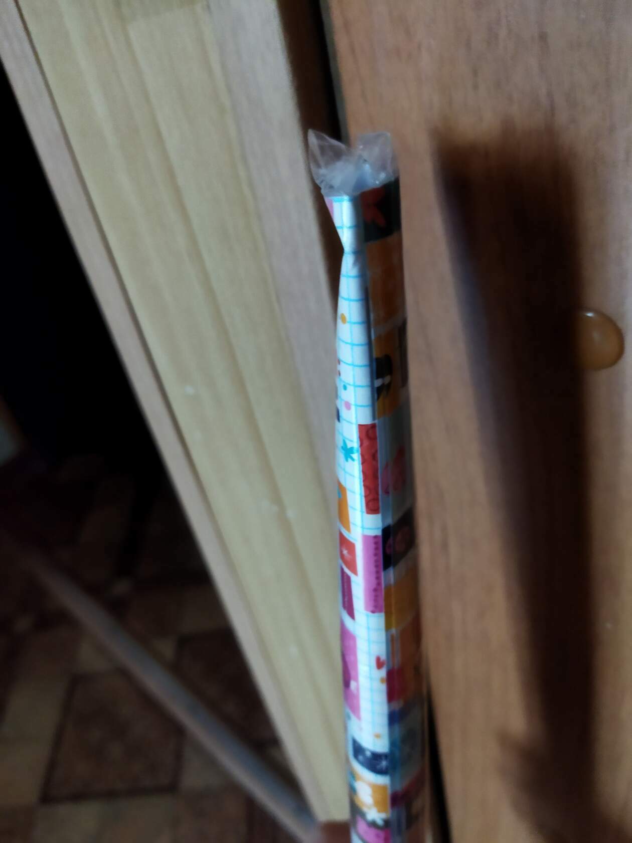 Фотография покупателя товара Набор бумаги упаковочной глянцевой "С днём рождения", 2 листа 50 × 70 см