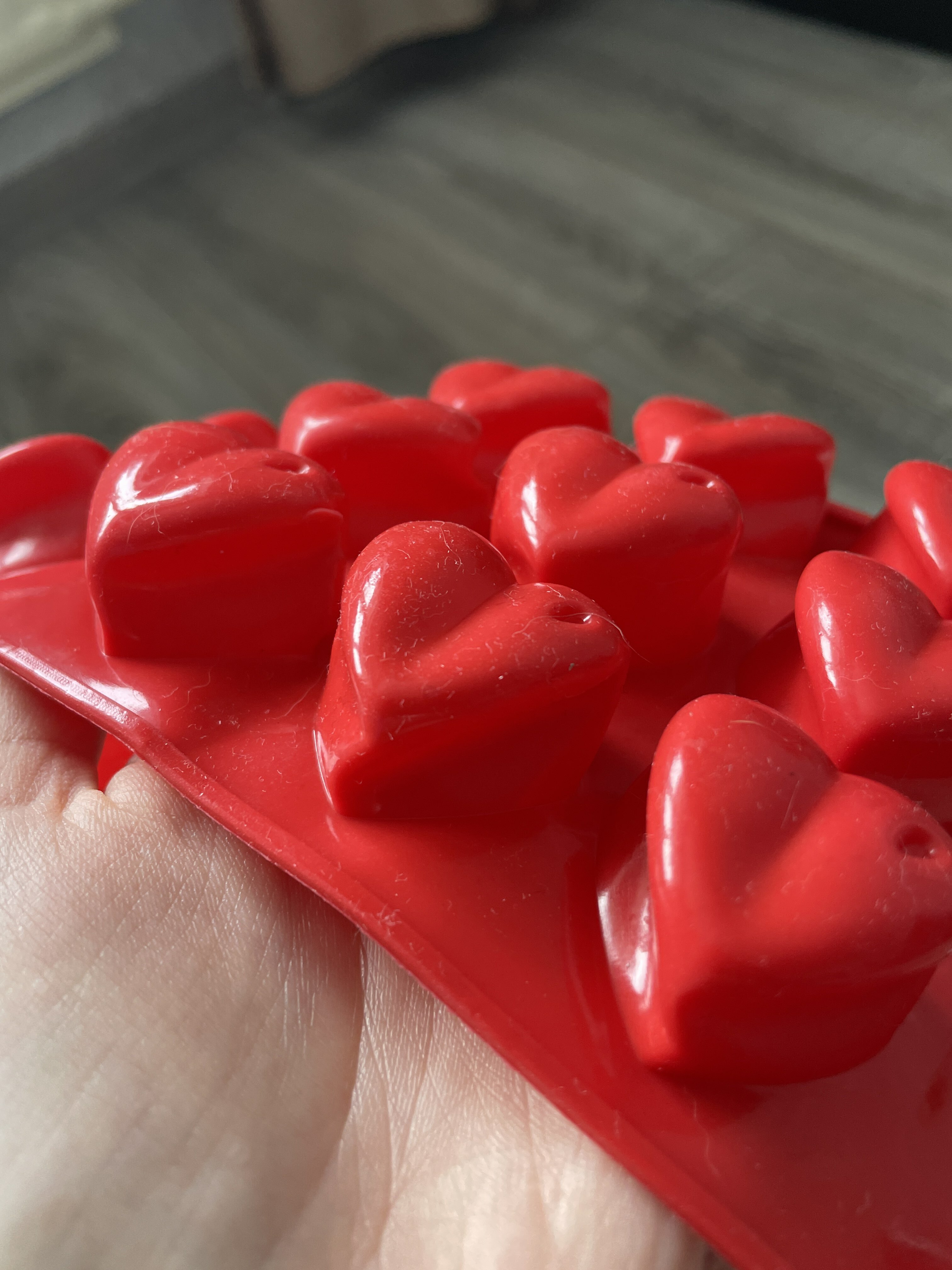 Фотография покупателя товара Форма для шоколада Доляна «Сердечки», 20,5×10 см, 15 ячеек (3×2,6 см), цвет МИКС - Фото 39