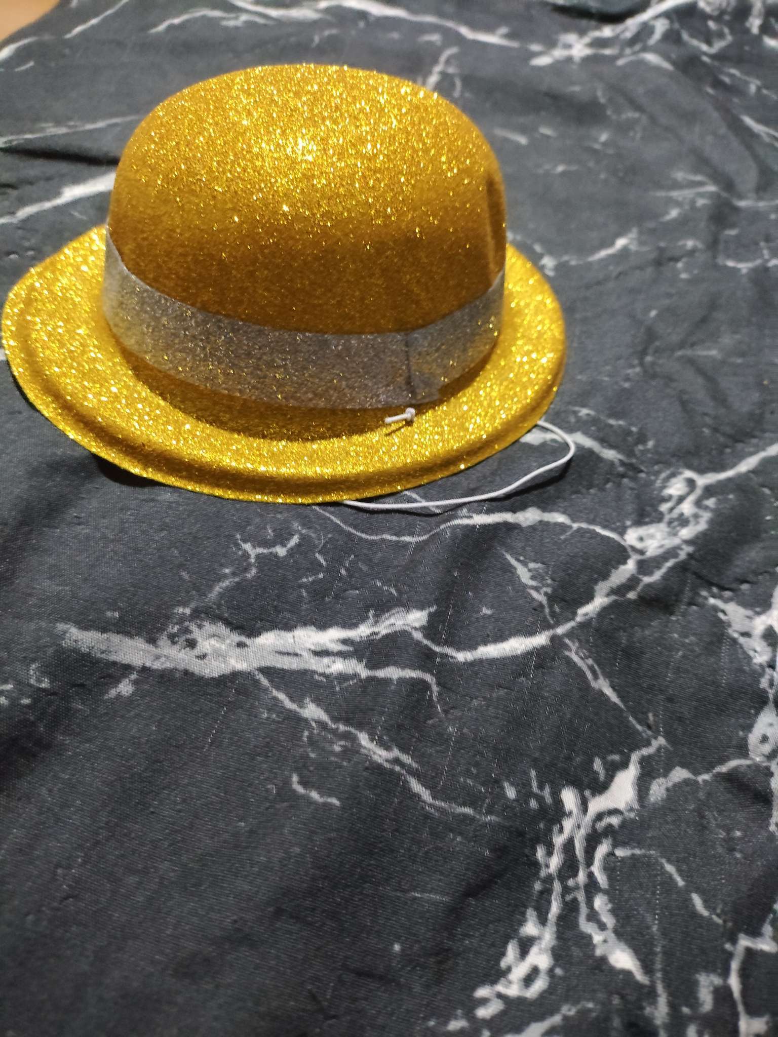 Фотография покупателя товара Карнавальная шляпка «Овал», на резинке, МИКС - Фото 2