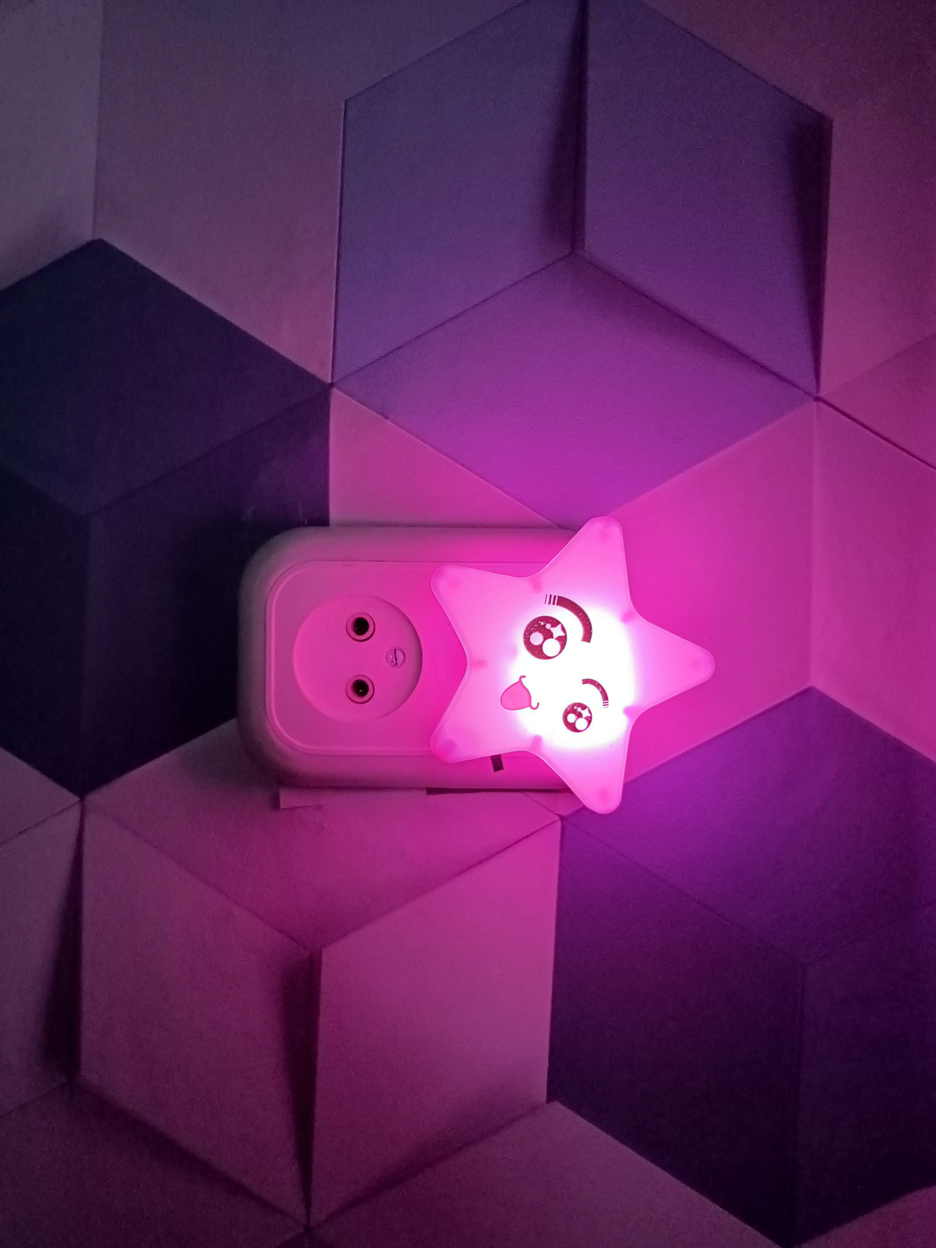 Фотография покупателя товара Ночник "Звездочка" 1Вт МИКС 7,5х4х7,5 см RISALUX - Фото 4