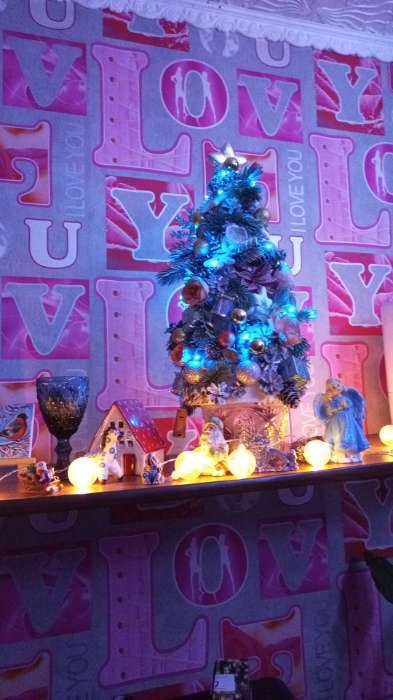 Фотография покупателя товара Гирлянда «Нить» 2 м роса с пробкой, IP20, серебристая нить, 20 LED, батарейки LR44×3 (в комплекте), свечение зелёное - Фото 1