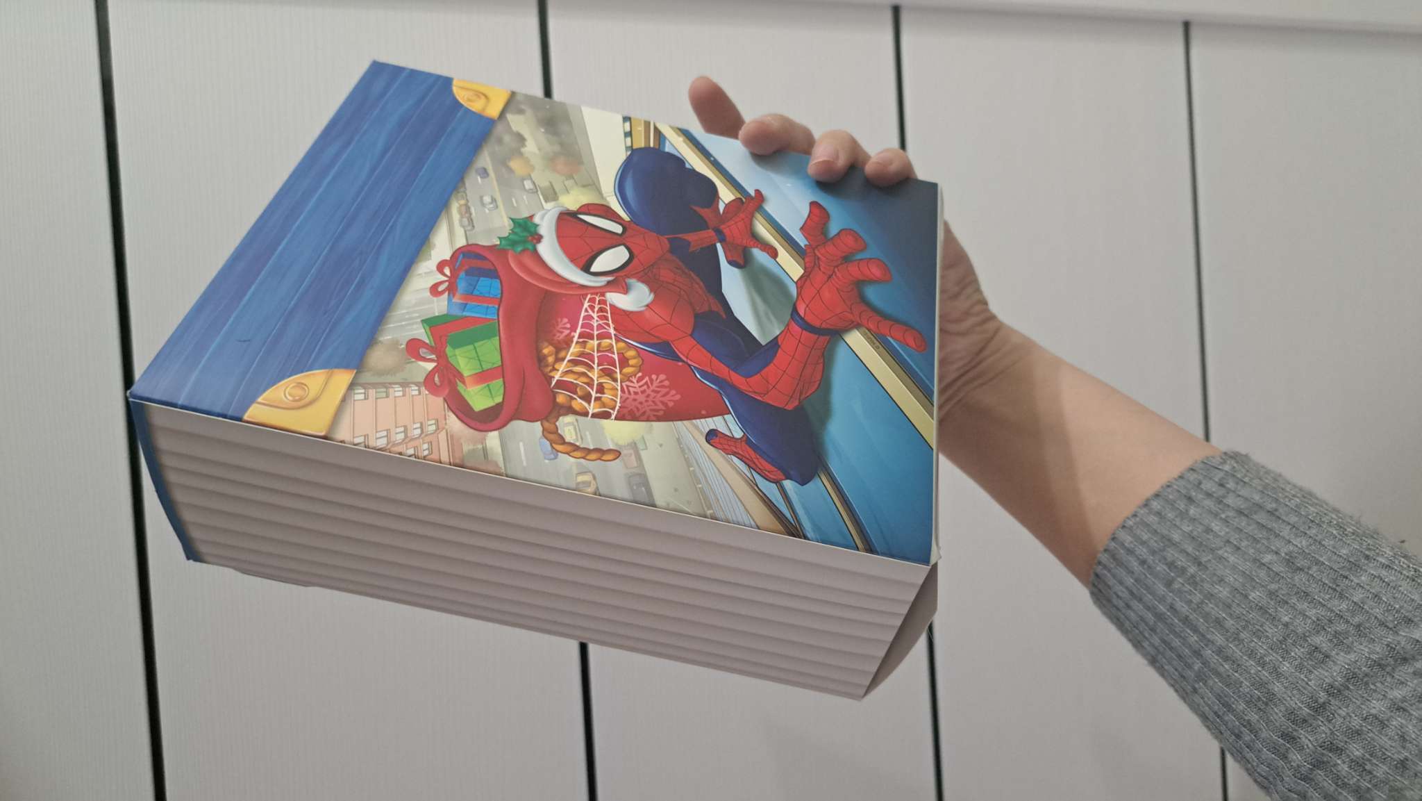 Фотография покупателя товара Коробка складная, новогодняя «С Новым годом», 16.5×20.5×7.5 см - Фото 3