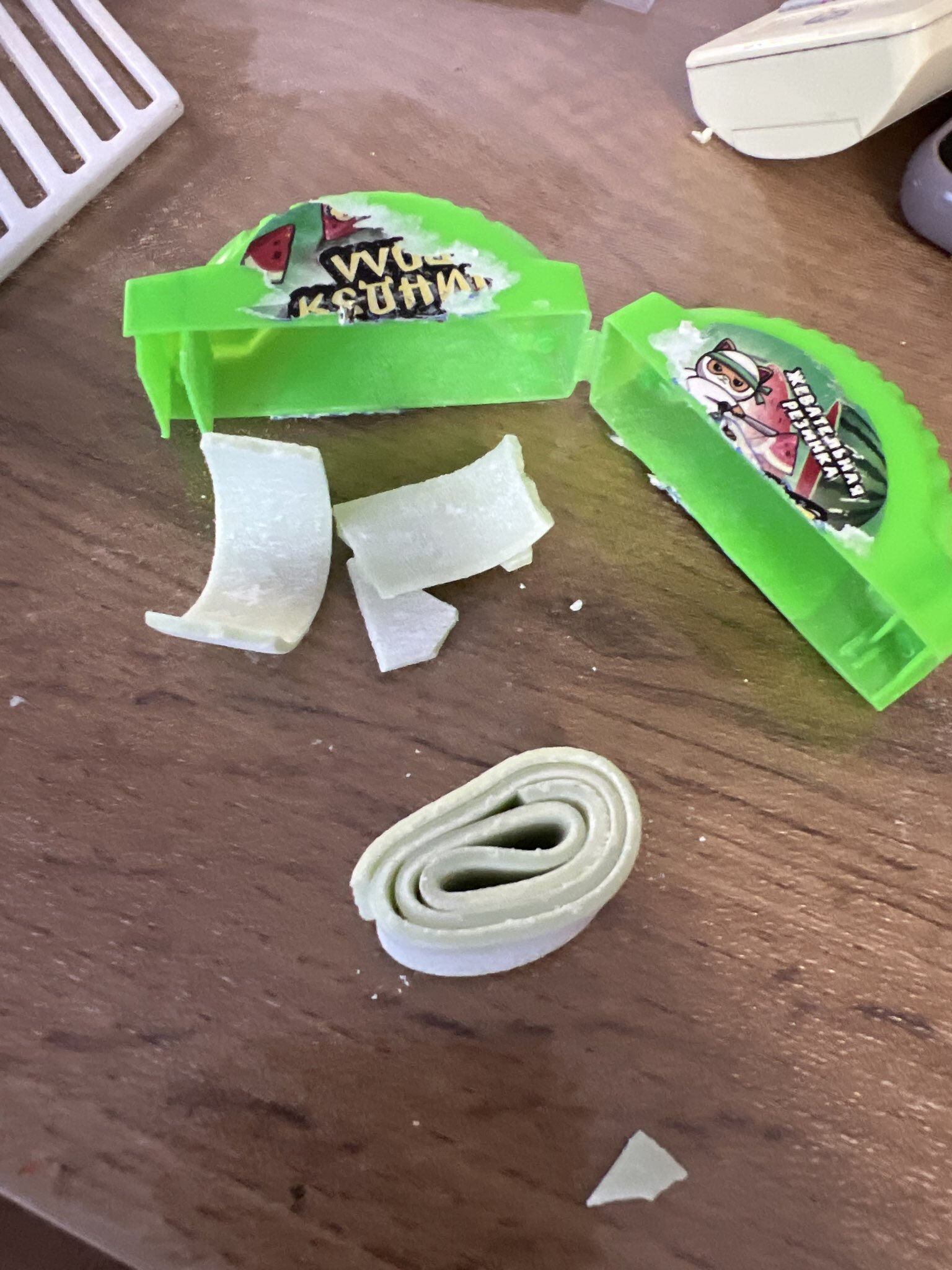 Фотография покупателя товара Жевательная резинка «Ниндзя ролл» ассорти, микс, 12 г - Фото 2