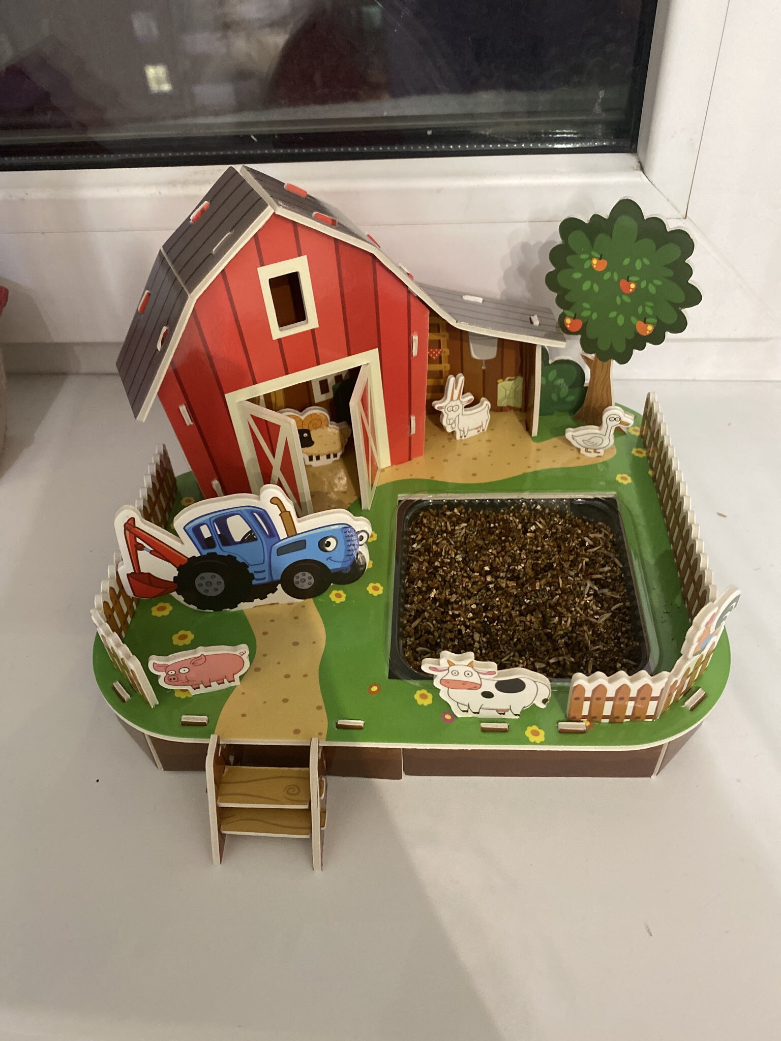 Фотография покупателя товара Набор для опытов Синий трактор «Выращиваем травку», 26 деталей - Фото 2