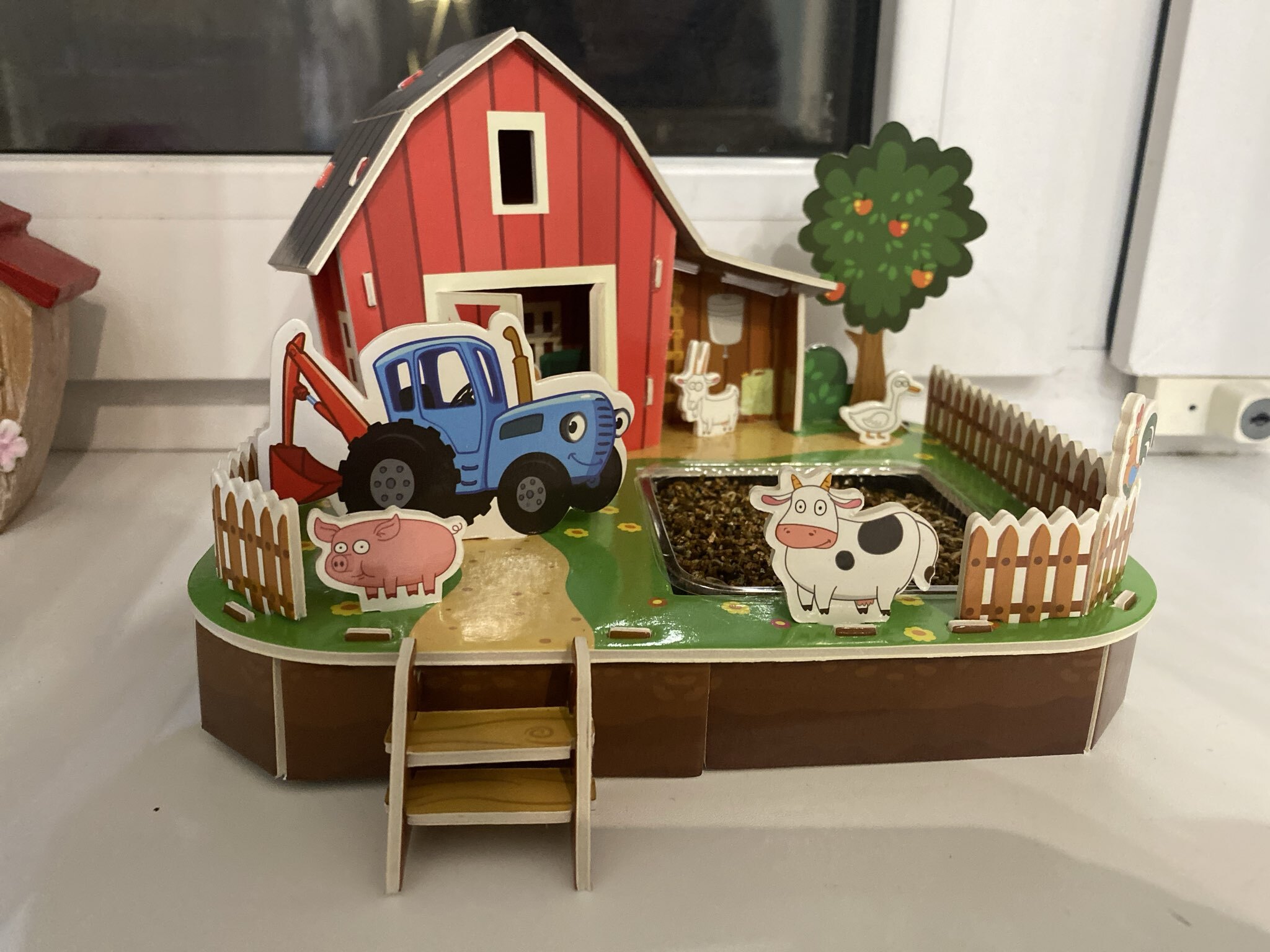 Фотография покупателя товара Набор для опытов Синий трактор «Выращиваем травку», 26 деталей - Фото 3