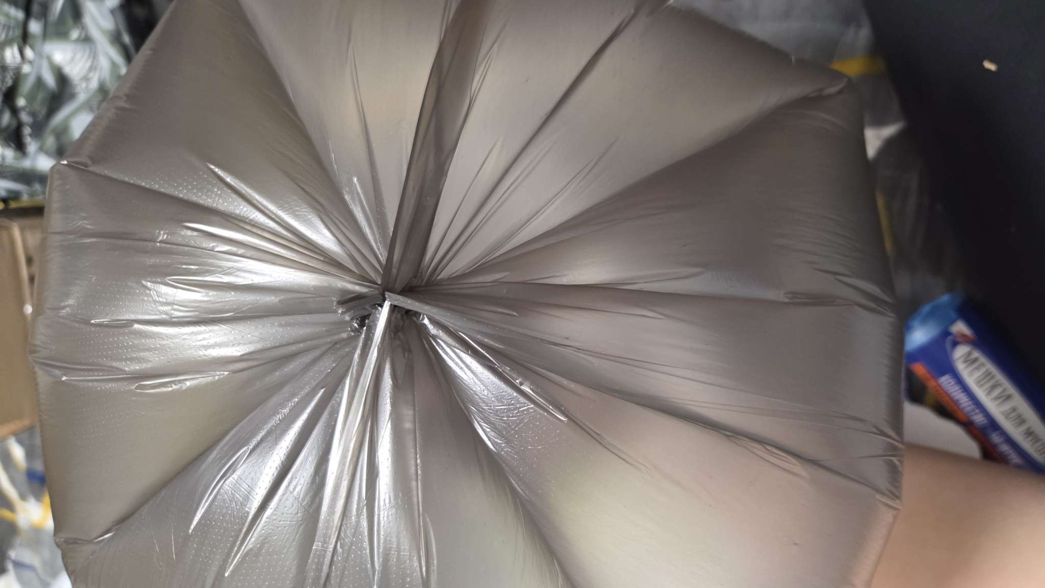 Фотография покупателя товара Мешки для мусора в рулоне UpakLand 60 л, черные, ПНД, толщина 15 мкм, 20 шт. - Фото 2