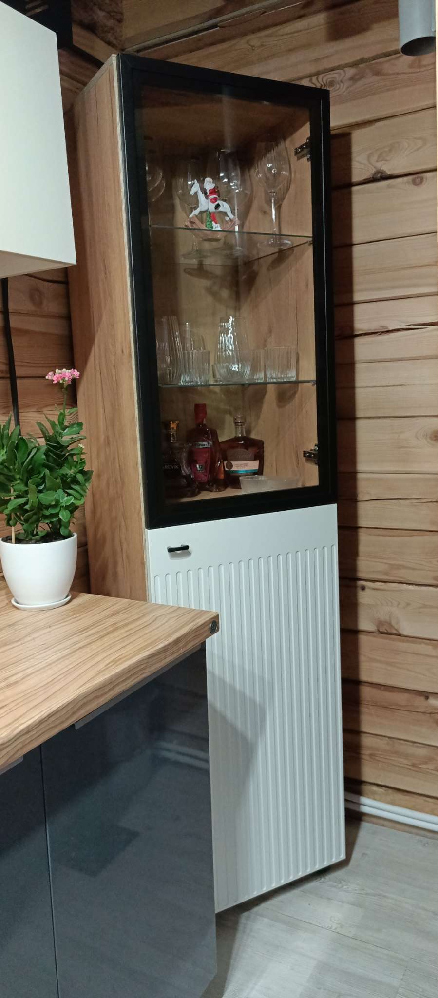 Фотография покупателя товара УЦЕНКА Пенал глухой Милан, 501х416х1914, Олива/Дуб золотой - Фото 1