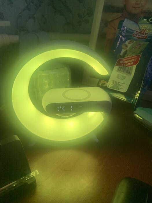 Фотография покупателя товара Портативная колонка - ночник G63, 15 Вт колонка, 15 W зарядка, 1800 мАч, подсветка, белая - Фото 1