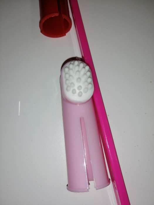Фотография покупателя товара Набор зубная щётка двухсторонняя + щётка напальчник + массажер для десен (набор 3 шт), микс - Фото 4