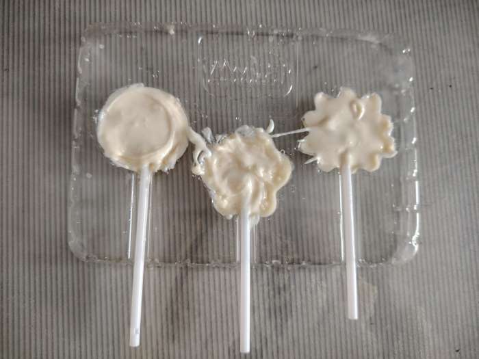 Фотография покупателя товара Кондитерский конструктор «Мам, я справлюсь!» кукисы с драже, 255 г - Фото 17