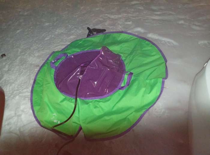 Фотография покупателя товара Тюбинг – ватрушка Winter Star, диаметр чехла 110 см, зелёный, фиолетовый - Фото 15
