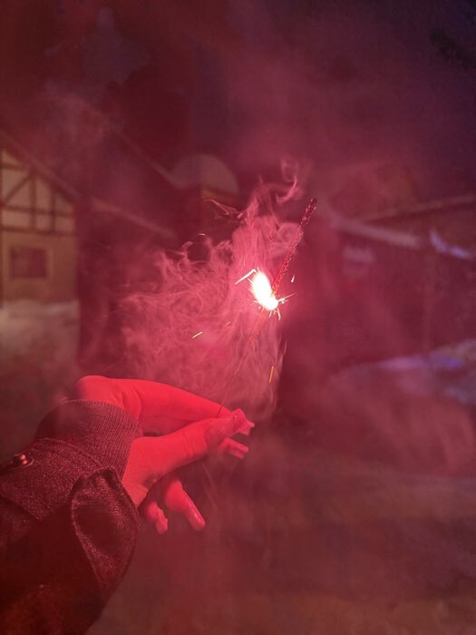 Фотография покупателя товара Бенгальские огни разноцветные «Спектр», 6 шт., 17 см, горение 30 сек. - Фото 2