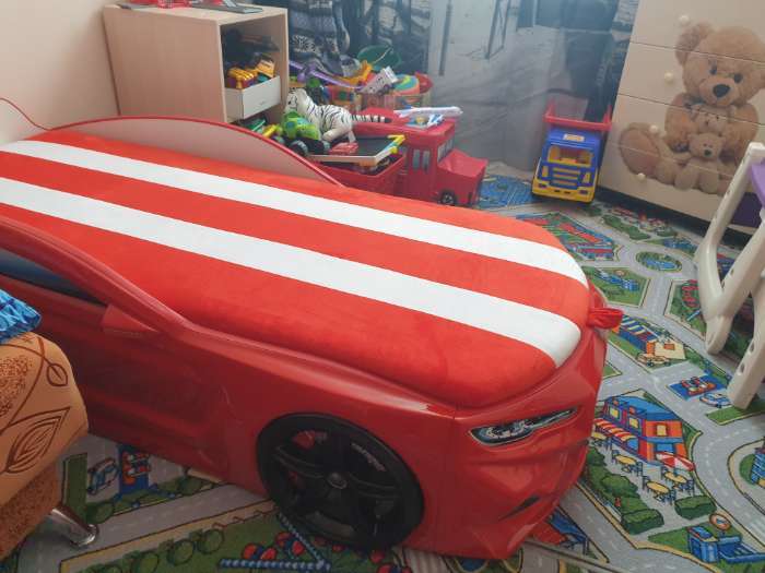 Фотография покупателя товара Кровать Romeo-M, мультибренд, цвет красный, фары, ящик, «ОртоМатрас» - Фото 3