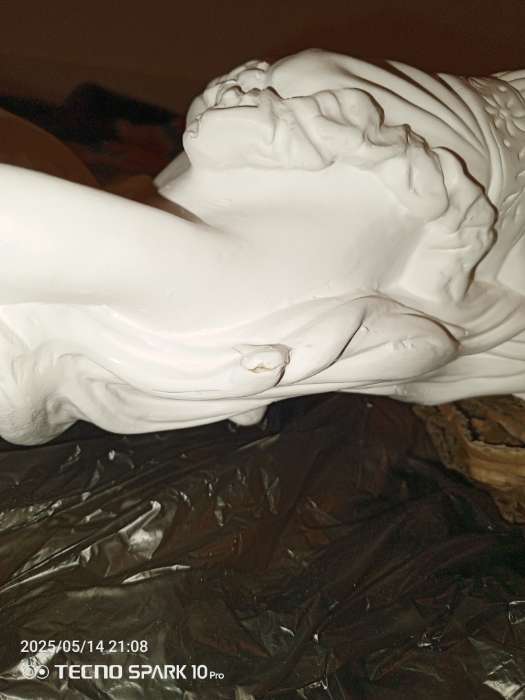 Фотография покупателя товара Фигура с кашпо «Девушка - нимфа», 30×23×83 см, 1.2 л, гипс, белая - Фото 19