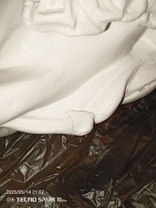 Фотография покупателя товара Фигура с кашпо «Девушка - нимфа», 30×23×83 см, 1.2 л, гипс, белая - Фото 21