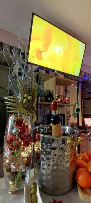 Фотография покупателя товара Ведро для льда «Чеканный», 5.2 л, 25×20×20.5 см, нержавеющая сталь, золотые ручки - Фото 1