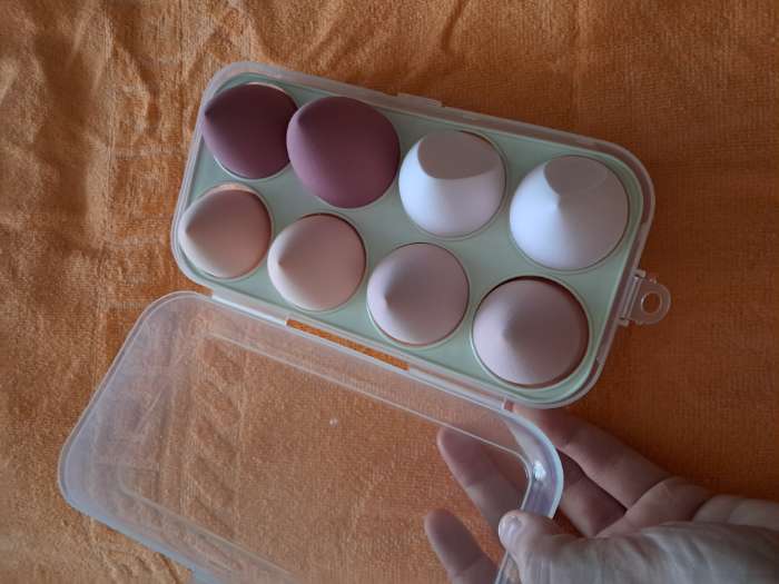 Фотография покупателя товара Спонжи для макияжа, набор - 8 шт., увеличиваются при намокании, фиолетовые - Фото 14