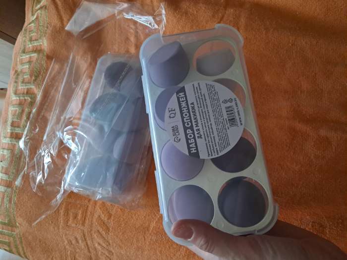 Фотография покупателя товара Спонжи для макияжа, набор - 8 шт., увеличиваются при намокании, фиолетовые - Фото 3