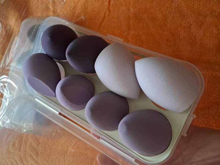 Фотография покупателя товара Спонжи для макияжа, набор - 8 шт., увеличиваются при намокании, фиолетовые - Фото 5