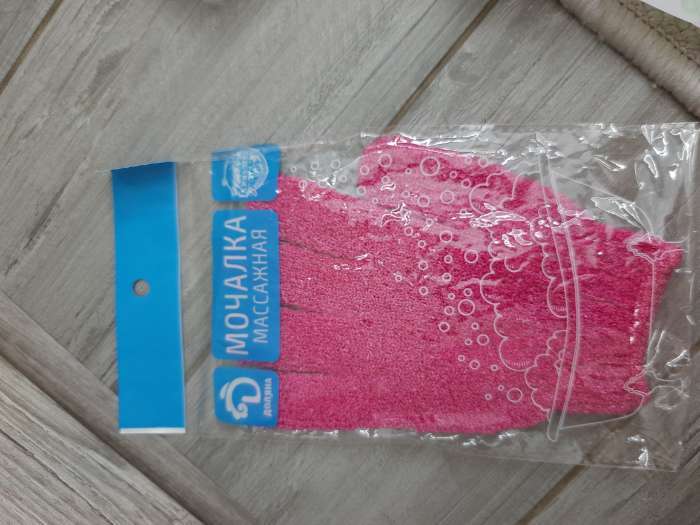 Фотография покупателя товара Мочалка-перчатка массажная Доляна, 14×18 см, однотонная, цвет МИКС - Фото 9