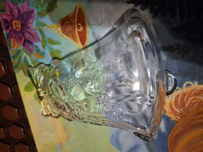 Фотография покупателя товара Блюдо «Новогоднее чудо. Колокол», 17.3×14.7×3.3 см, стекло, прозрачное - Фото 4