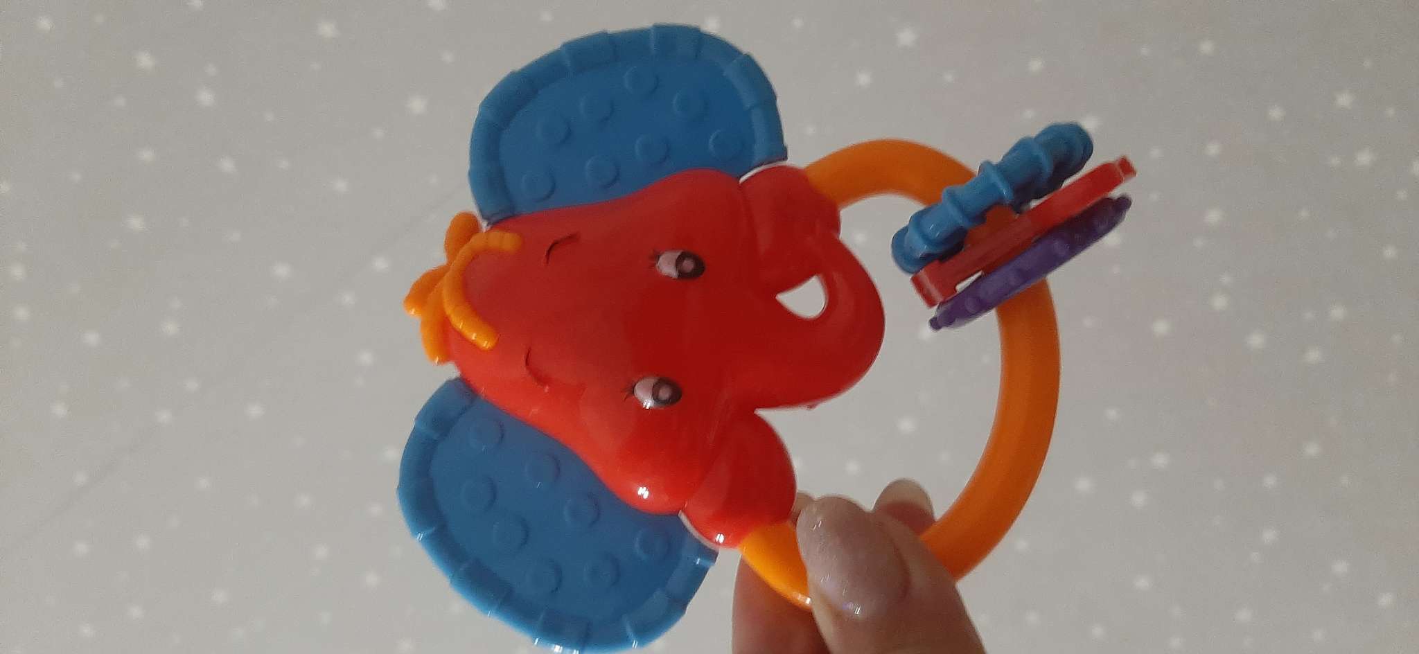 Фотография покупателя товара Погремушка с прорезывателем Крошка Я «Африка: Слоник», от 3 мес., МИКС - Фото 2