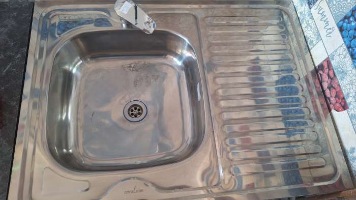 Фотография покупателя товара Мойка кухонная MIXLINE 527970, накладная, толщина 0.4 мм, 80×60×16 см, левая, выпуск 1 1/2" - Фото 5