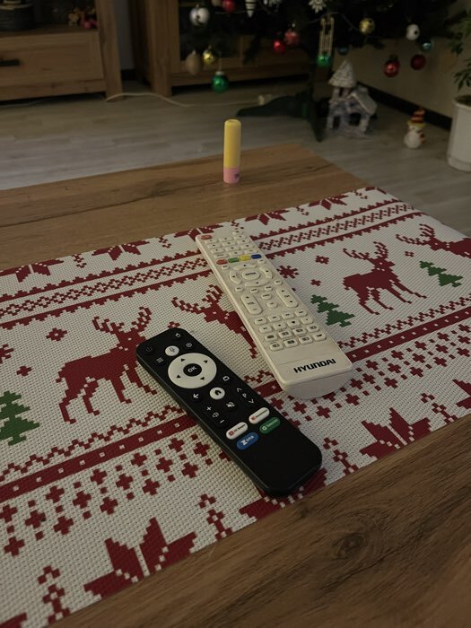 Фотография покупателя товара Дорожка на стол Доляна «Новый год», 180×30 см, белая - Фото 1