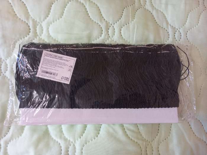 Фотография покупателя товара Тесьма декоративная «Бахрома», 10 см, 5 ± 0,5 м, цвет чёрный