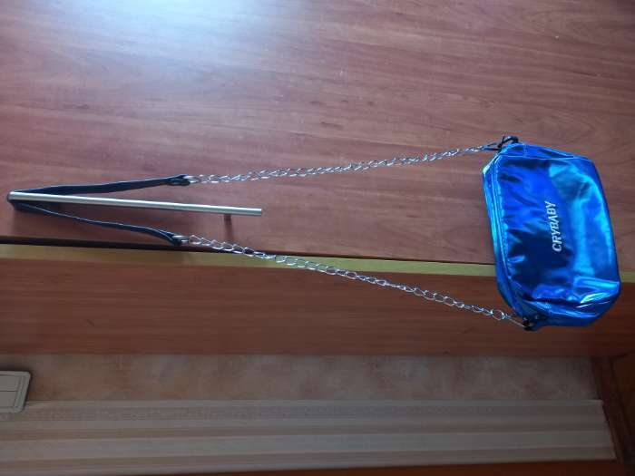 Фотография покупателя товара Ручка для сумки, с цепочками и карабинами, 120 × 1,8 см, цвет серебряный - Фото 3