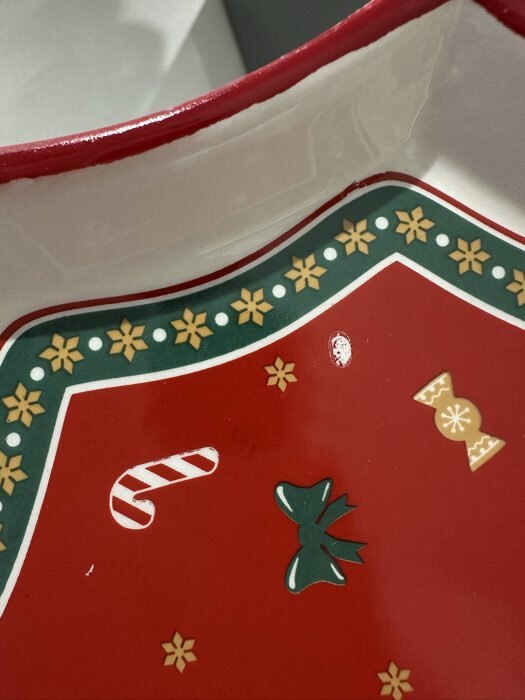 Фотография покупателя товара Блюдо новогоднее «Пряничные человечки», 21×21×3 см, ручная работа - Фото 3