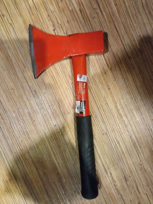 Фотография покупателя товара Топор столярный ЛОМ, металлическая обрезиненная рукоятка, 800 г - Фото 1