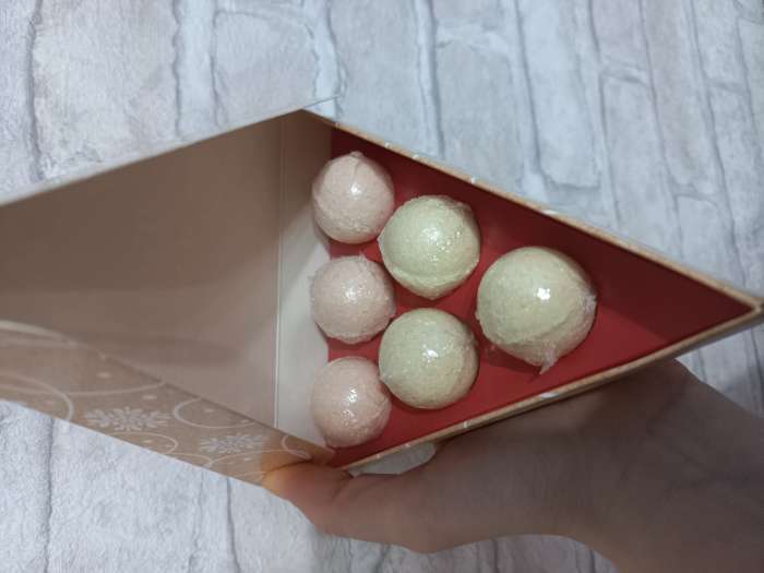 Фотография покупателя товара Бомбочки для ванны «Яркого праздника», 6×20 г, аромат яблочный пунш, Чистое счастье - Фото 1