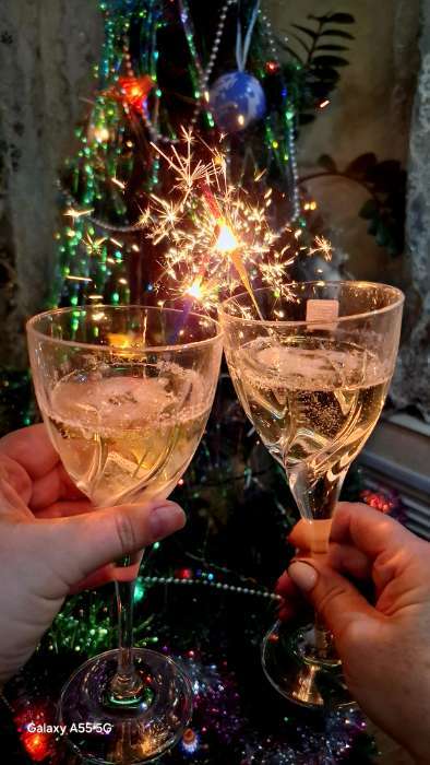 Фотография покупателя товара Бенгальские огни разноцветные «Спектр», 6 шт., 17 см, горение 30 сек. - Фото 1