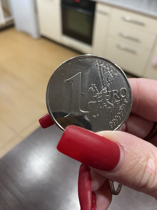 Фотография покупателя товара Зажигалка-брелок, газовая «Монета», металлическая - Фото 1