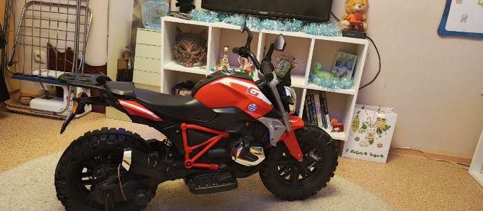 Фотография покупателя товара Мотоцикл «Эндуро», 2 мотора, цвет красный - Фото 2