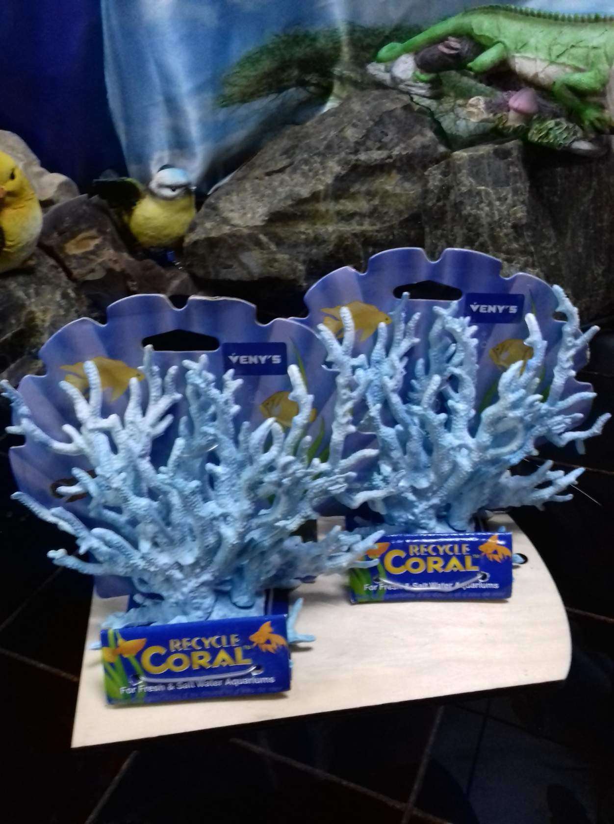 Фотография покупателя товара Коралл пластиковый малый 17 х 6 х 13 см, голубой - Фото 5