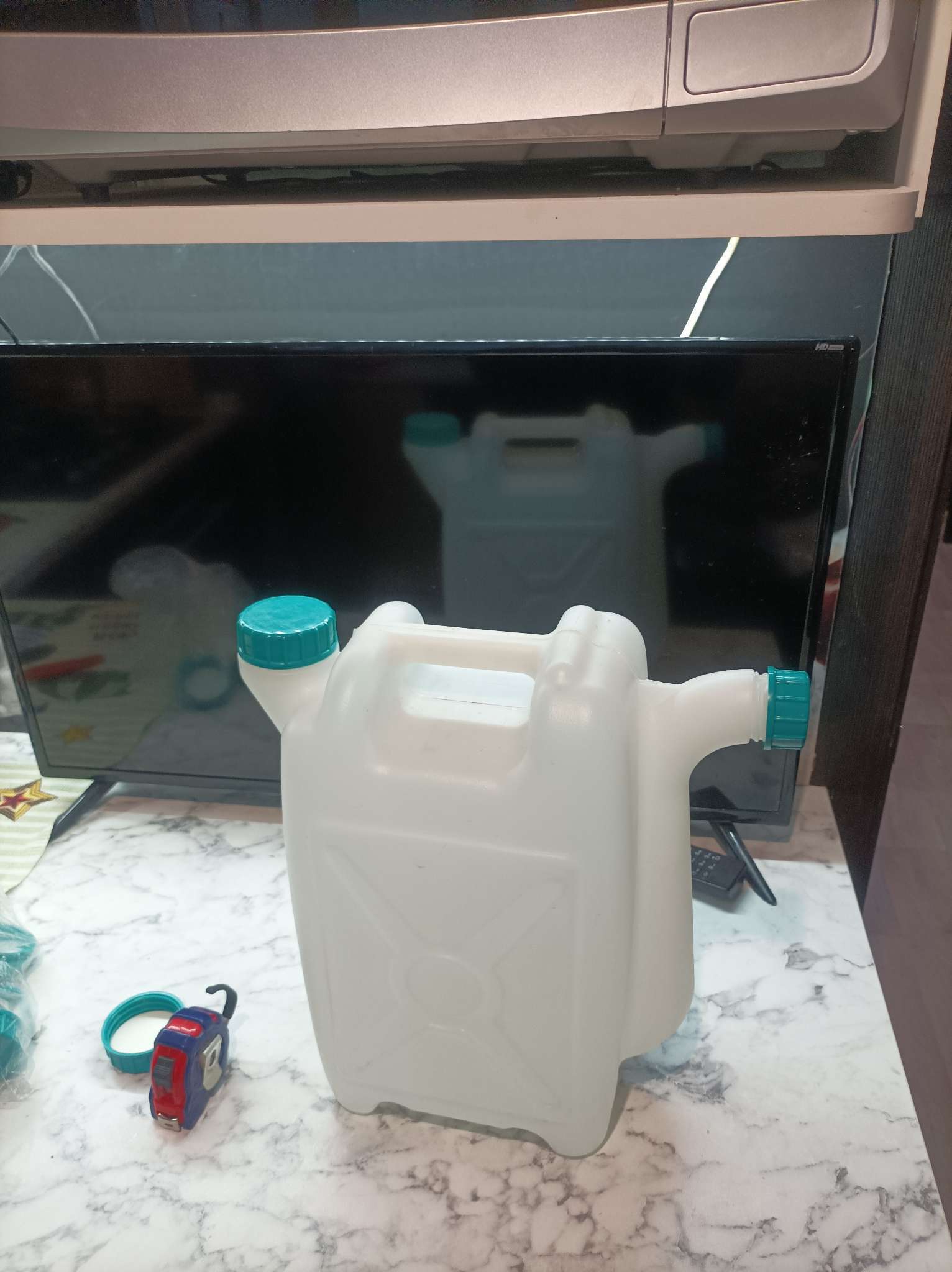 Фотография покупателя товара Крышка большая для канистры «Бочонок», пластик, цвет МИКС - Фото 5