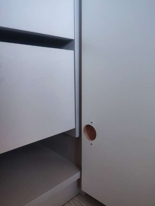 Фотография покупателя товара Шкаф трёхстворчатый «Марвэл», 1200×508×2400 мм, цвет кашемир/кашемир - Фото 3