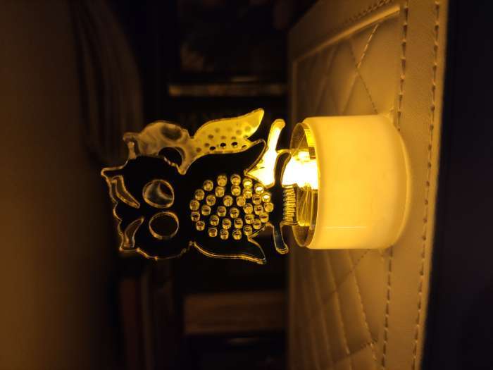 Фотография покупателя товара Фигурка светящаяся RISALUX «Сова», LED-ночник, от батареек 3×LR41, золото, 3.5×3.5×6 см - Фото 1