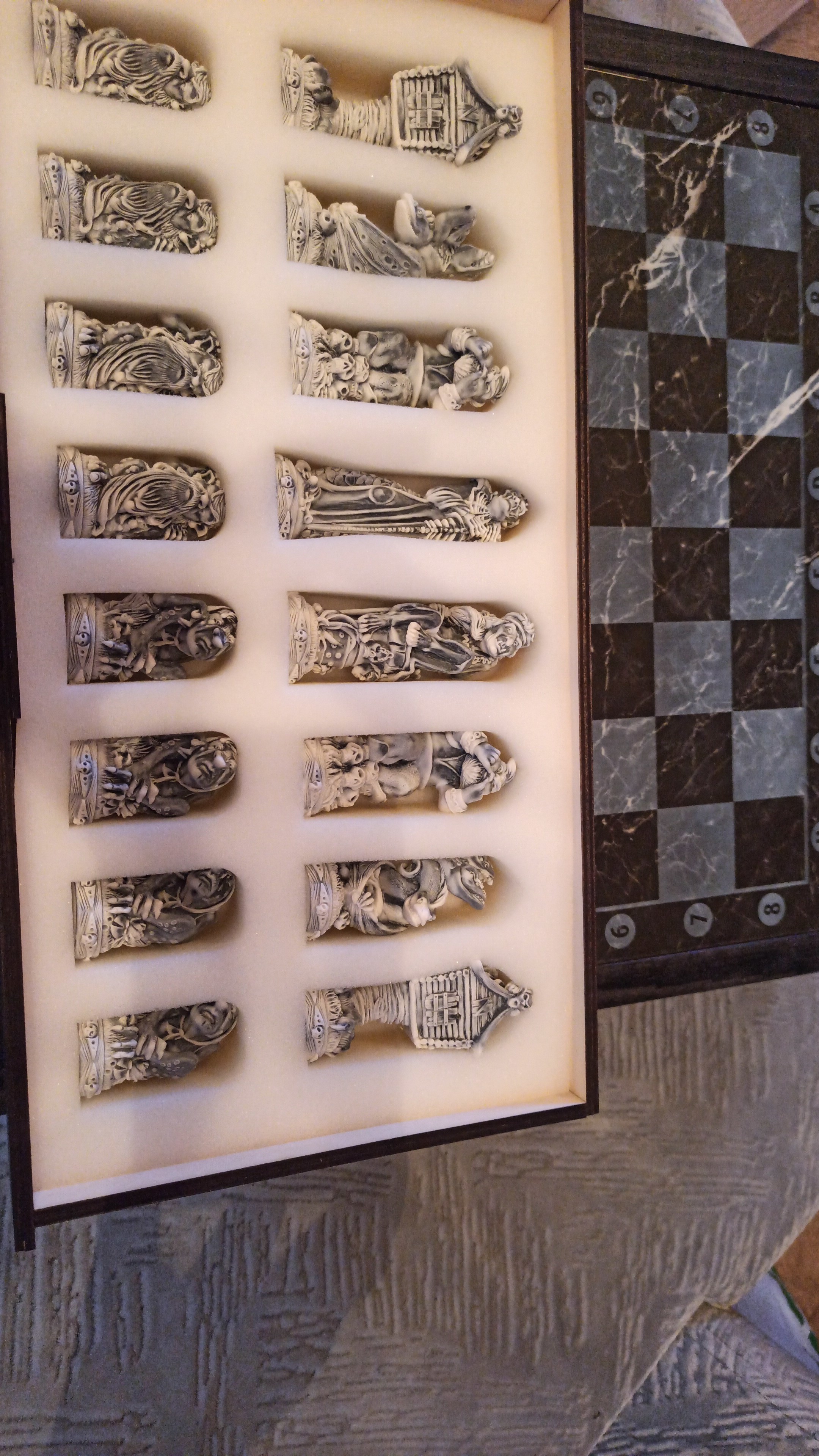 Фотография покупателя товара Шахматы "Русские сказки" 32шт/11см, в комплекте фигуры и доска - Фото 5