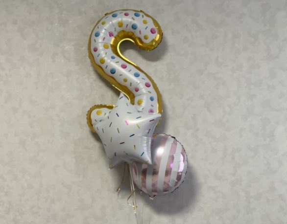 Фотография покупателя товара Букет из шаров «6 лет, пончик», фольга, набор из 5 шт. - Фото 3