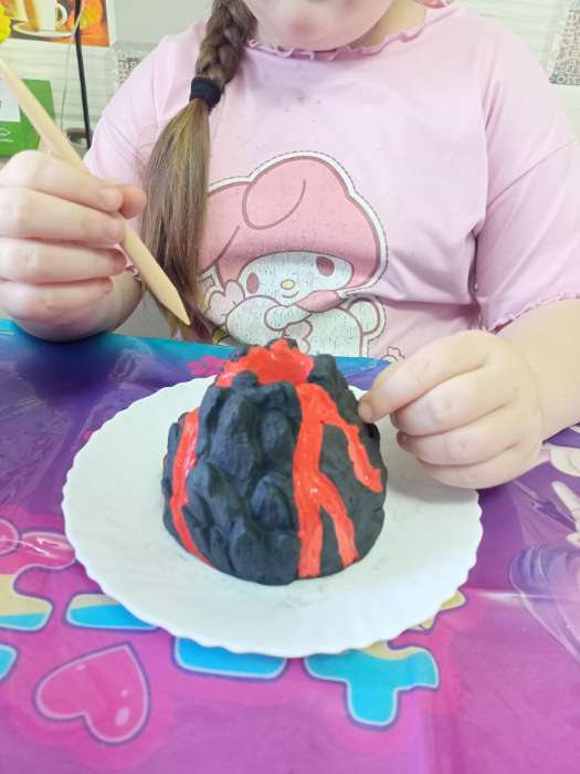 Фотография покупателя товара Раскопки «Секреты вулкана», набор: кость, долото, вулканические камни - Фото 2