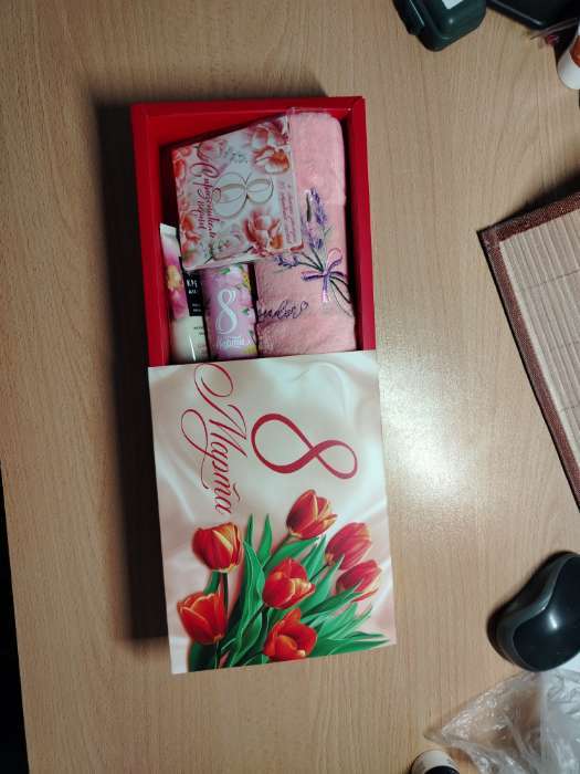 Фотография покупателя товара Коробка кондитерская, упаковка, «Поздравляю», 20 х 15 х 5 см - Фото 1