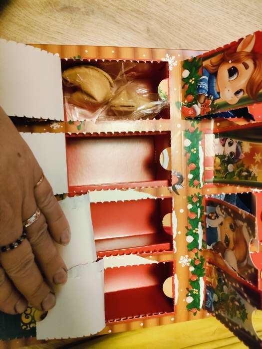 Фотография покупателя товара Адвент-календарь новогодний на 12 дней, сладкий подарок «Новогодние лошадки» - Фото 5