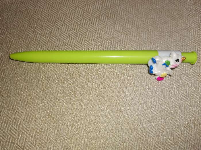 Фотография покупателя товара Ручка шариковая-прикол "Единорог", корпус зелёный (штрихкод на штуке) - Фото 1
