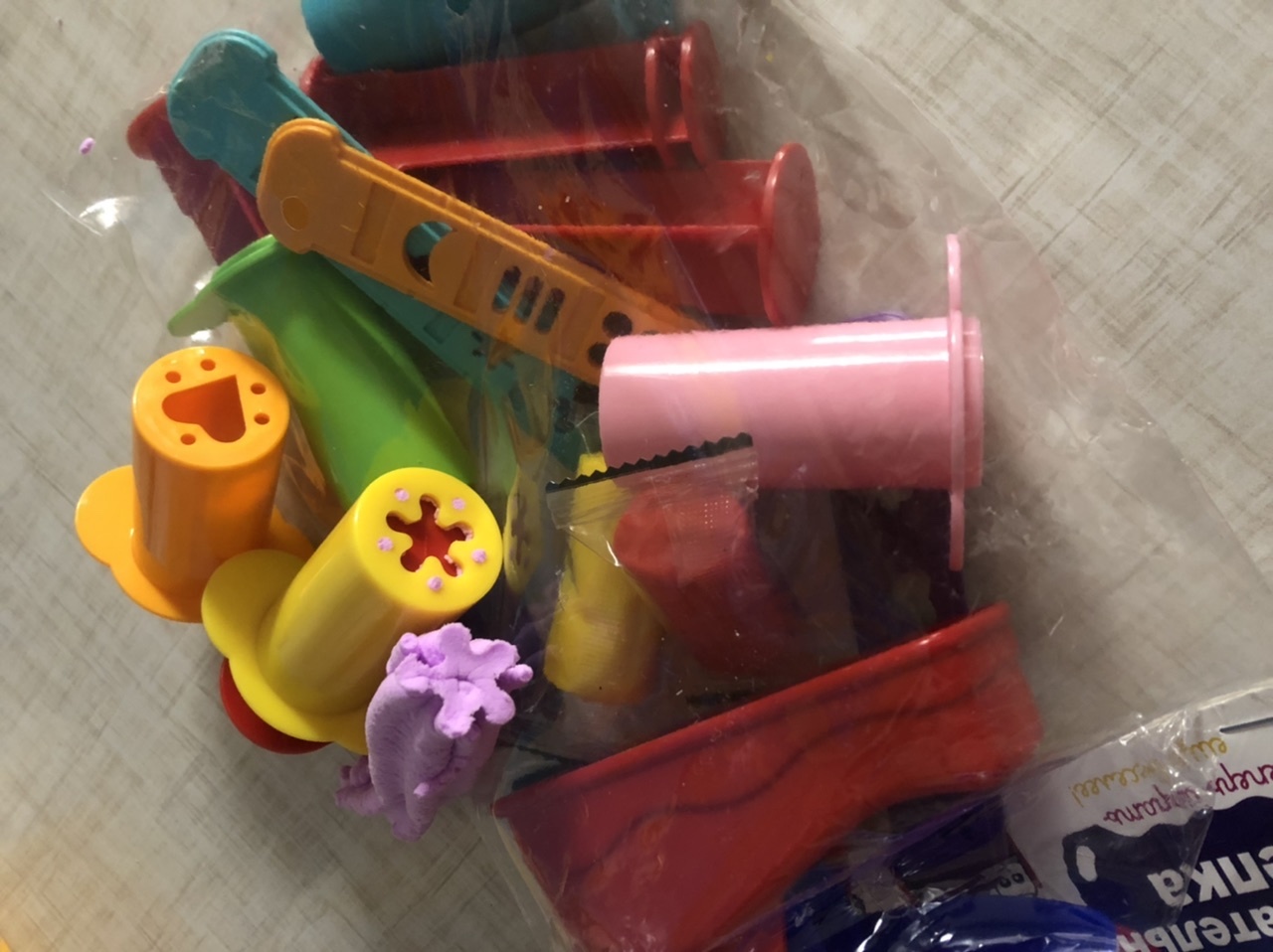 Фотография покупателя товара Набор для детской лепки «Увлекательная лепка» - Фото 1