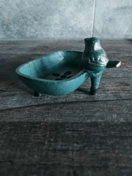 Фотография покупателя товара Фигурка - мыльница чугун «Воробушек», патина, 7.2×12.8×10 см - Фото 2