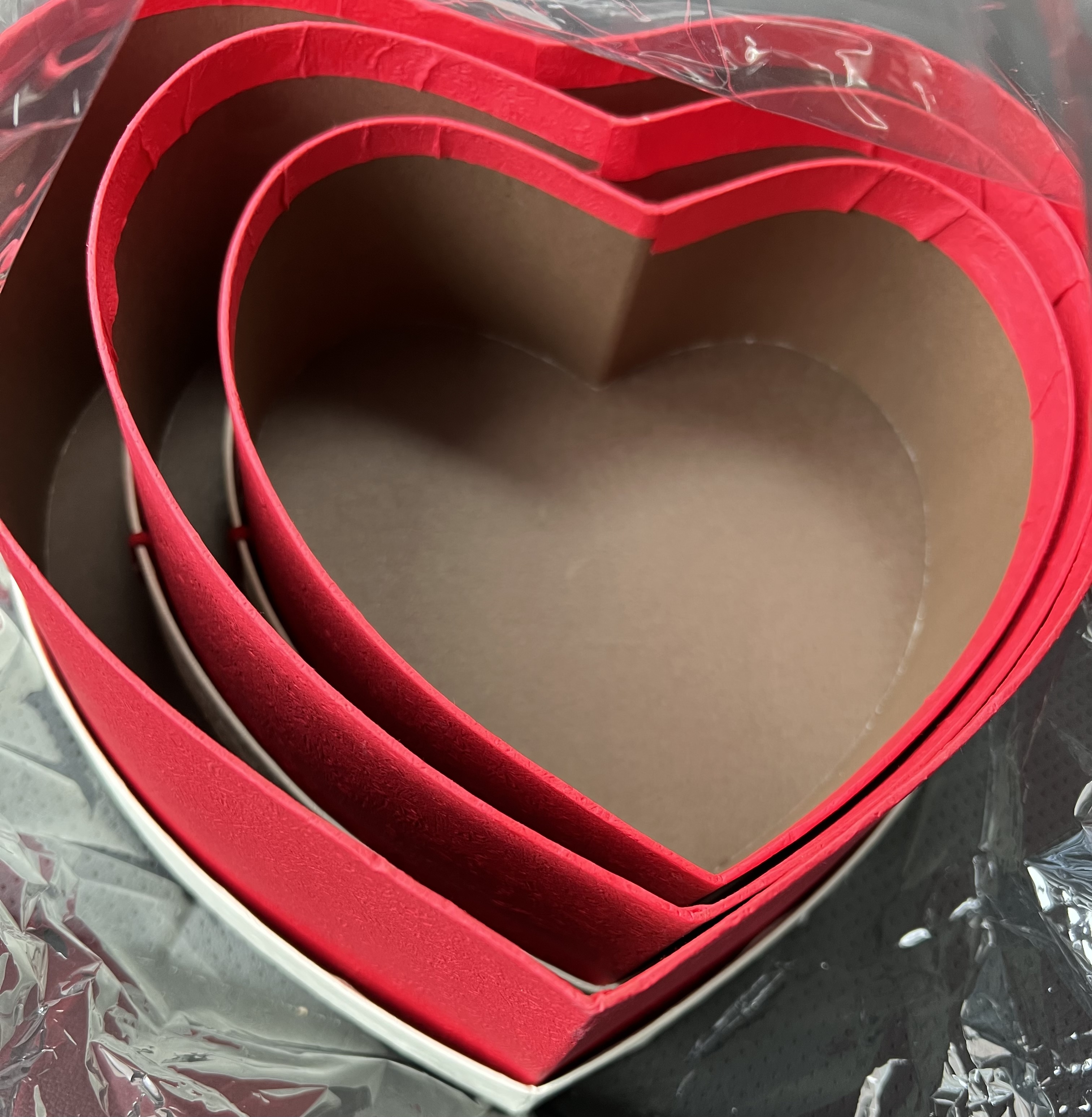 Фотография покупателя товара Набор коробок 3 в 1 сердца, красный-белый 21 х 19 х 9 - 15.5 х 14 х 6 см