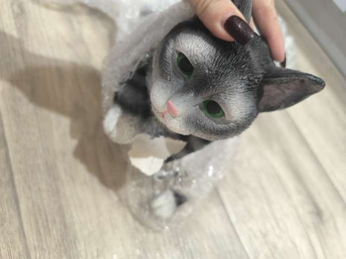 Фотография покупателя товара Садовая фигура из гипса «Кот», 16×30×14 см - Фото 3